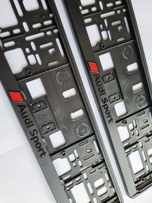 2 броя Подложки за регистрационен номер Audi Sport