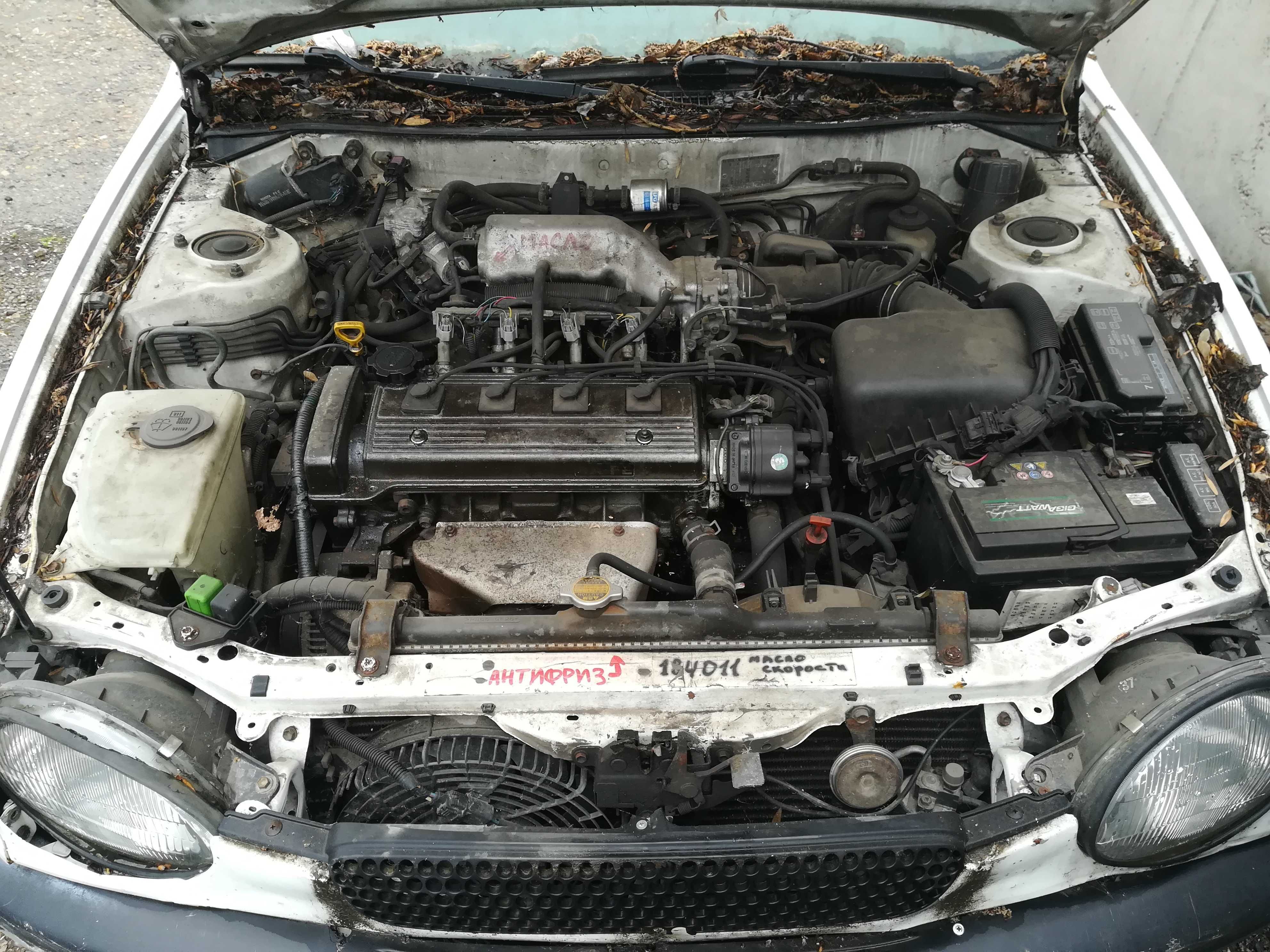На части Toyota Corolla Тойота Корола седан 1.6 автоматик