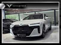 BMW Seria 7 BMW 740d/M-Sport/Sky L./TV/Faruri Crystal/Leasing Operațional