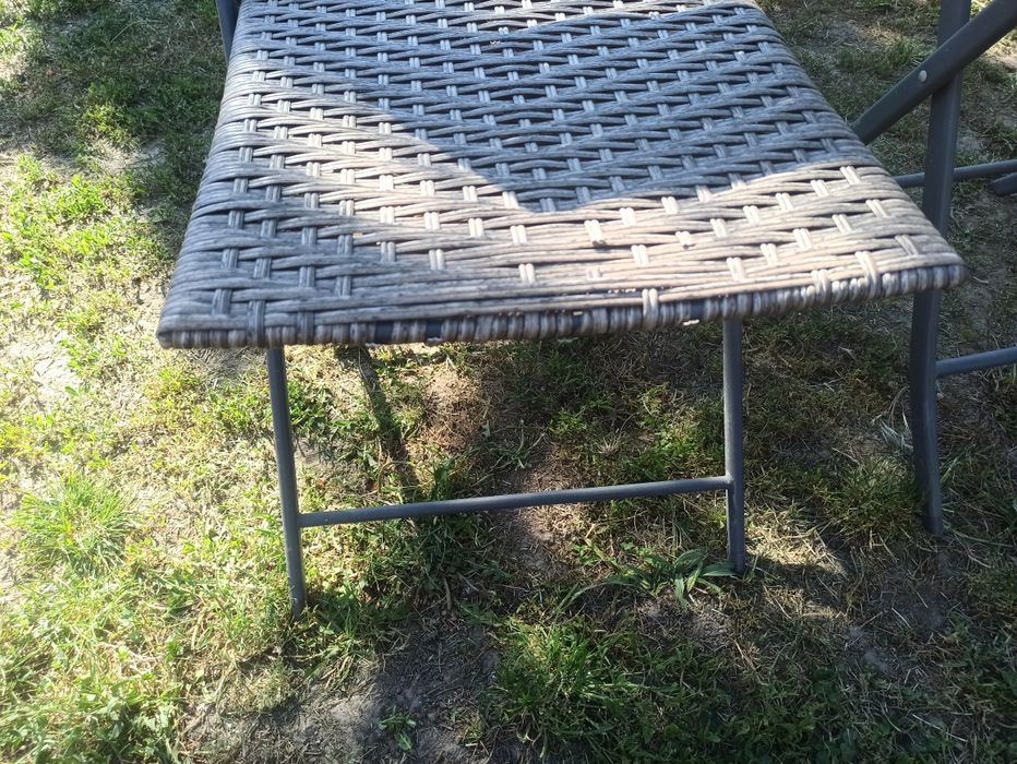 Vand set pliabil masa si scaune