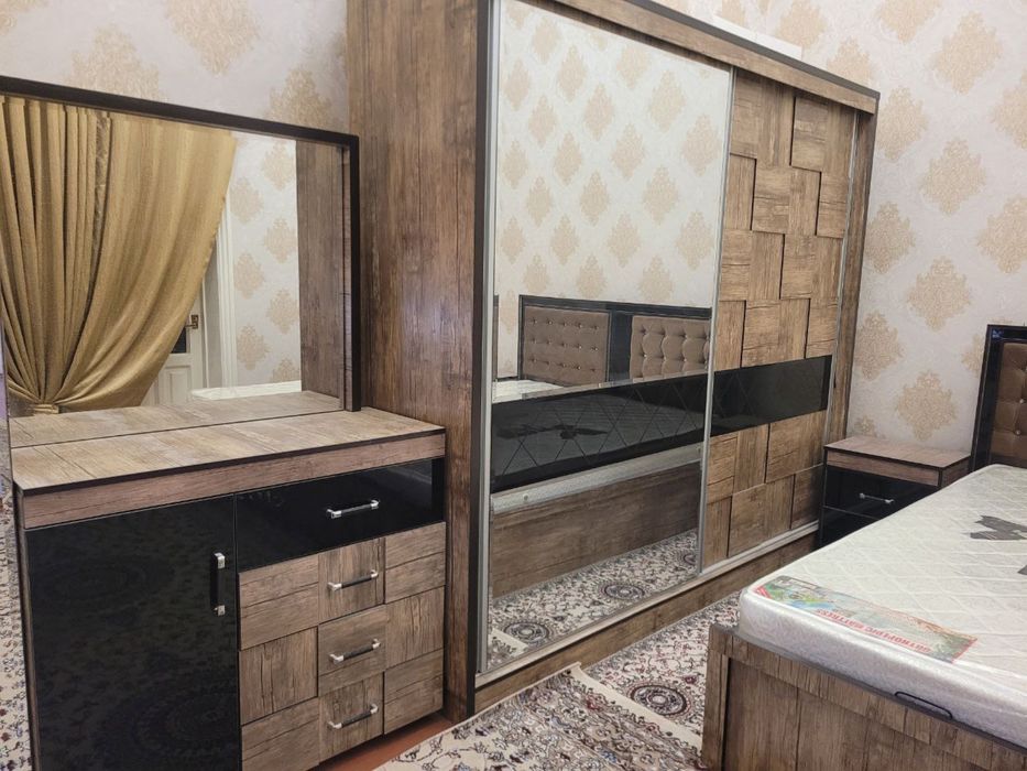 продаются гарнитур спальни, полный комплект