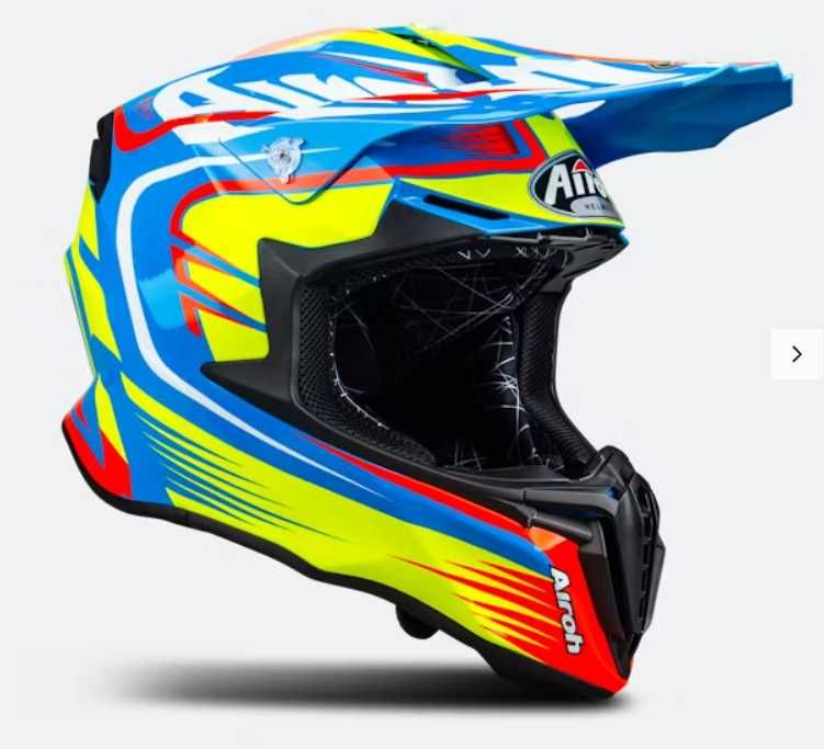 BLACK FRIDAY месец - НОВА каска Airoh - XXL