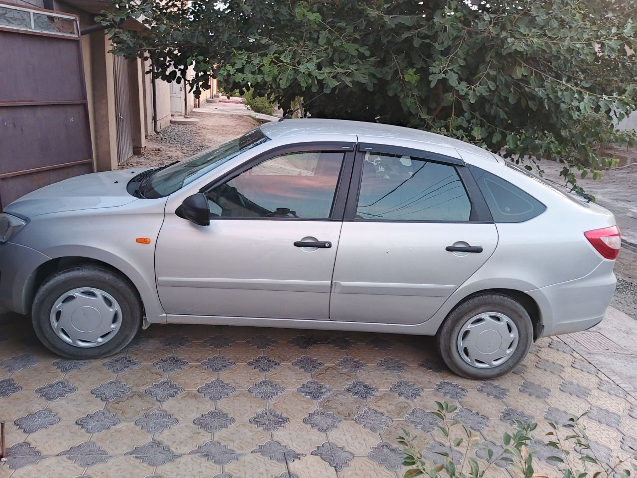 Lada grant 105 ming probek 2014