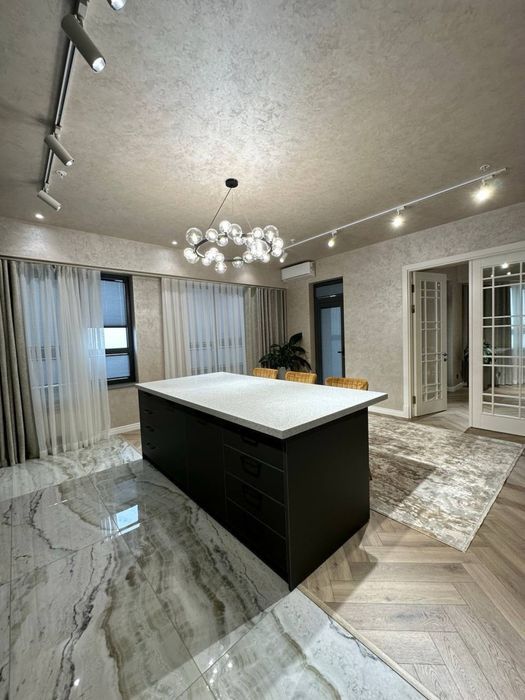 Квартира ЖК Akay city 6/25-26/25 320 кв.м