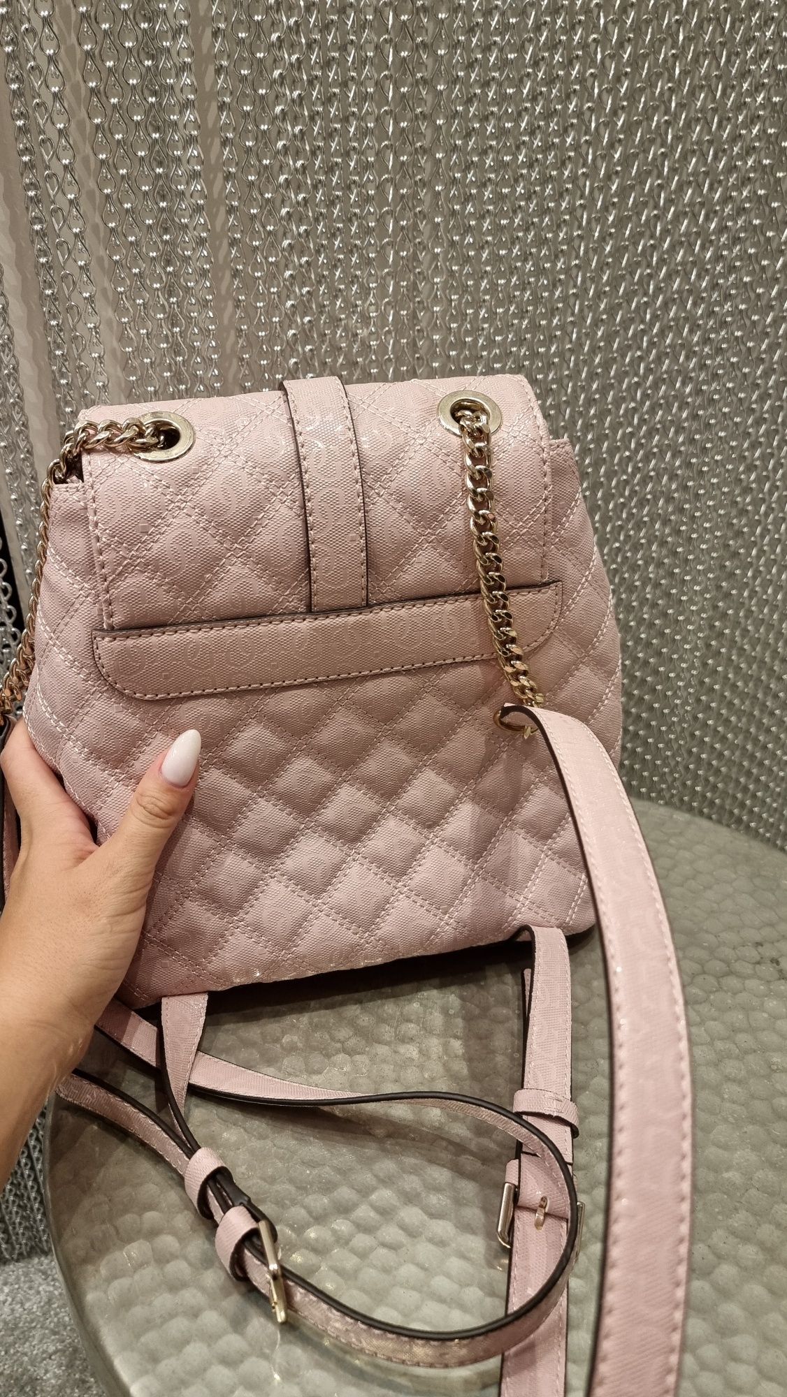 Розова Раница Guess