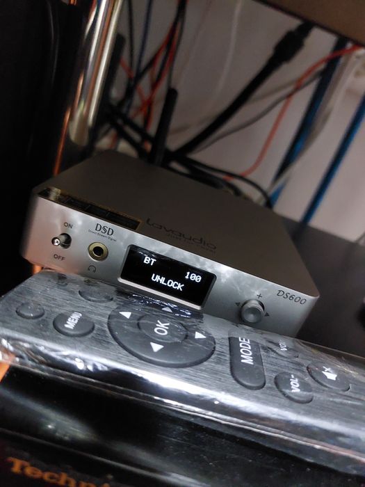 Convertor Digital-Analog (DAC) cu bluetooth