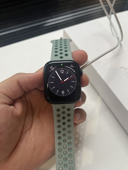 Apple Watch 8 45mm