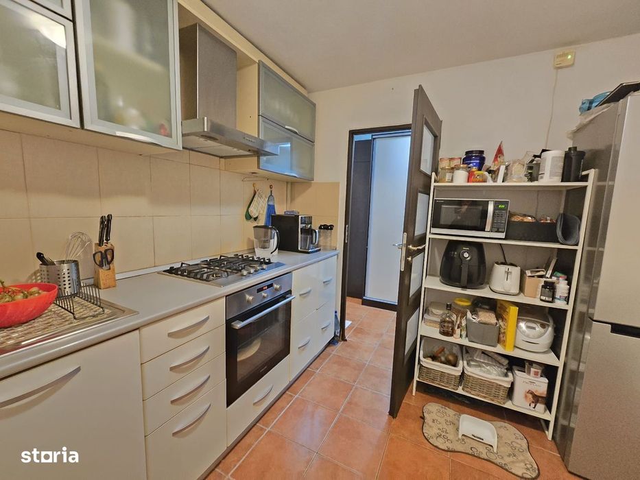 Apartament 3 camere zona Brancoveanu