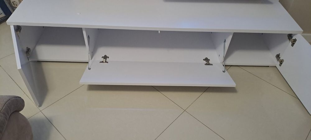 Шкаф , шкаф за тв