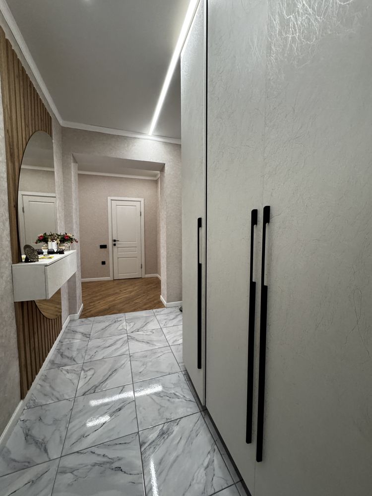 Продается 2-х комн.кв с пл 86 кв.м , 3 эт