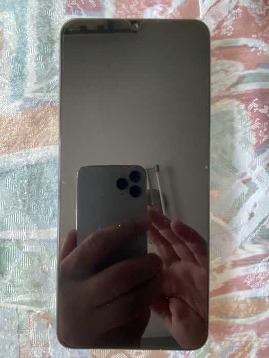 Vand tel realme in stare impecabilă