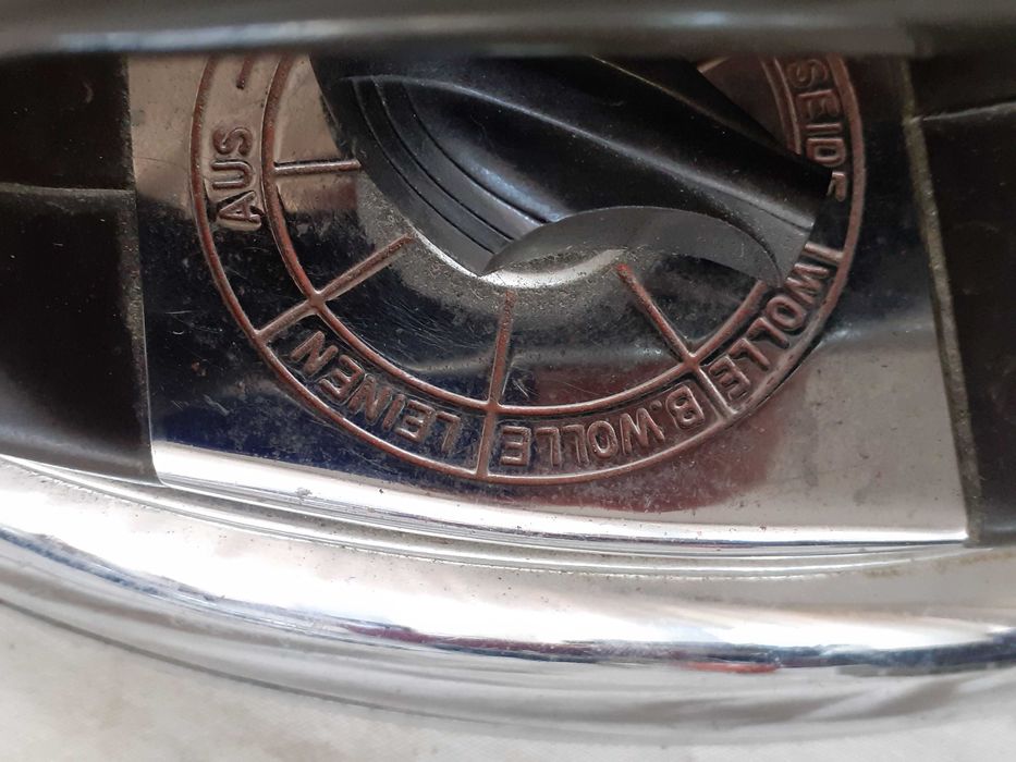 fier de calcat colectie antic Rowenta