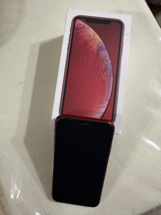 Продам Iphone XR