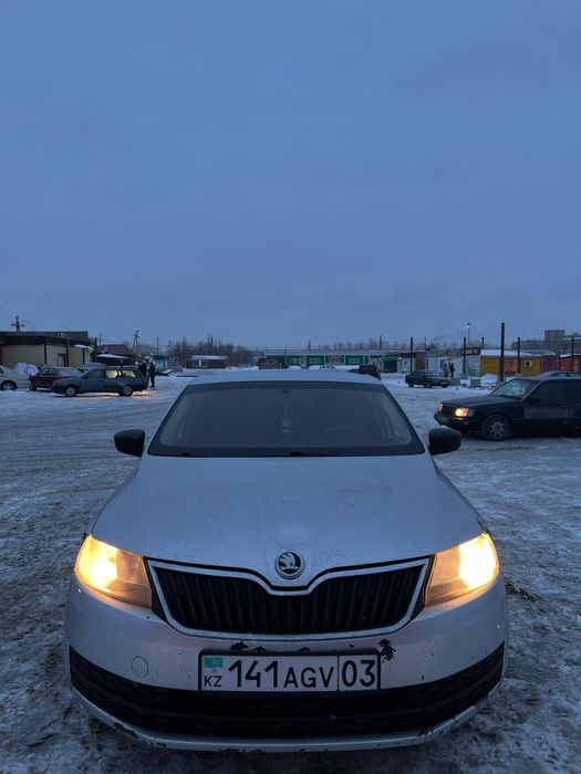 Продам skoda продам