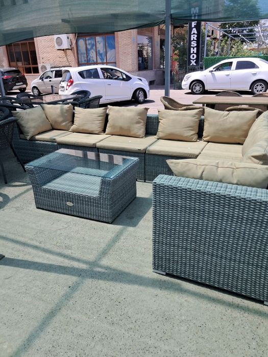 Плетёный стол и стулья  кресло стеклянной стол металлический журнальны