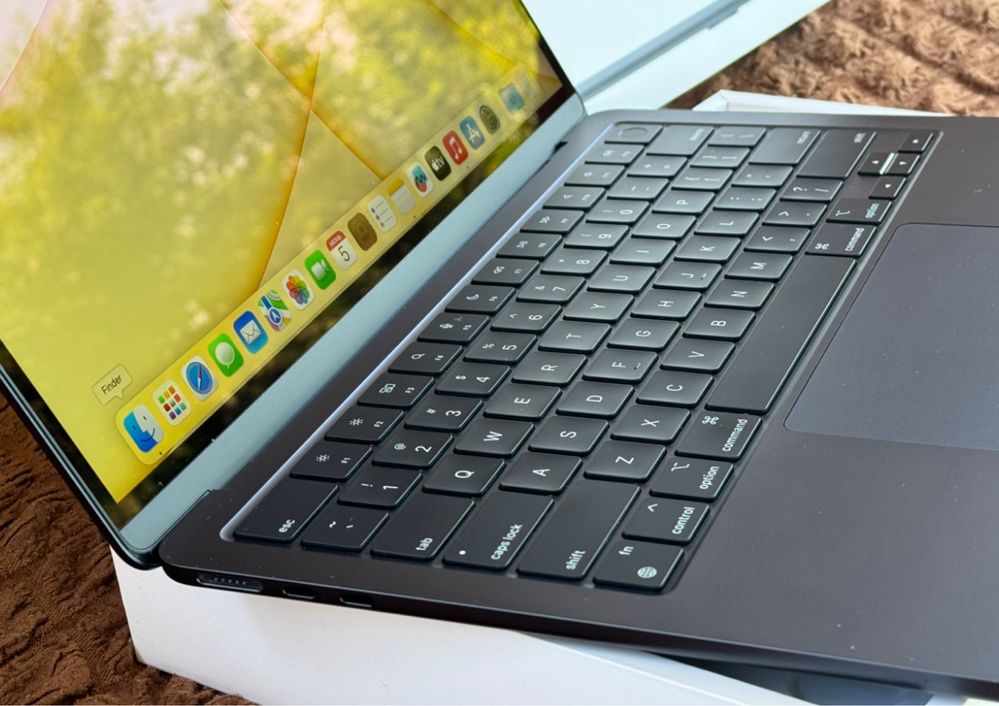 Чип М3/Новый Макбук Аир 13.6 М3 2024 Темно-синий MacBook Air 13 M3