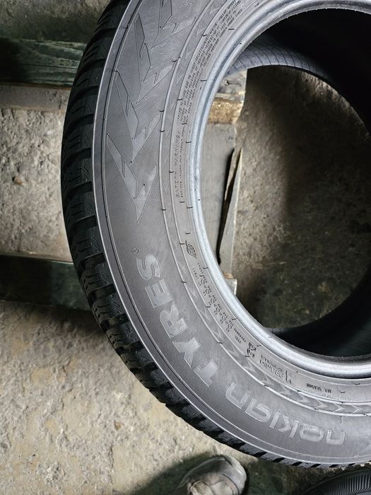 2 anvelope allseason 235 60 17 Nokian 2022