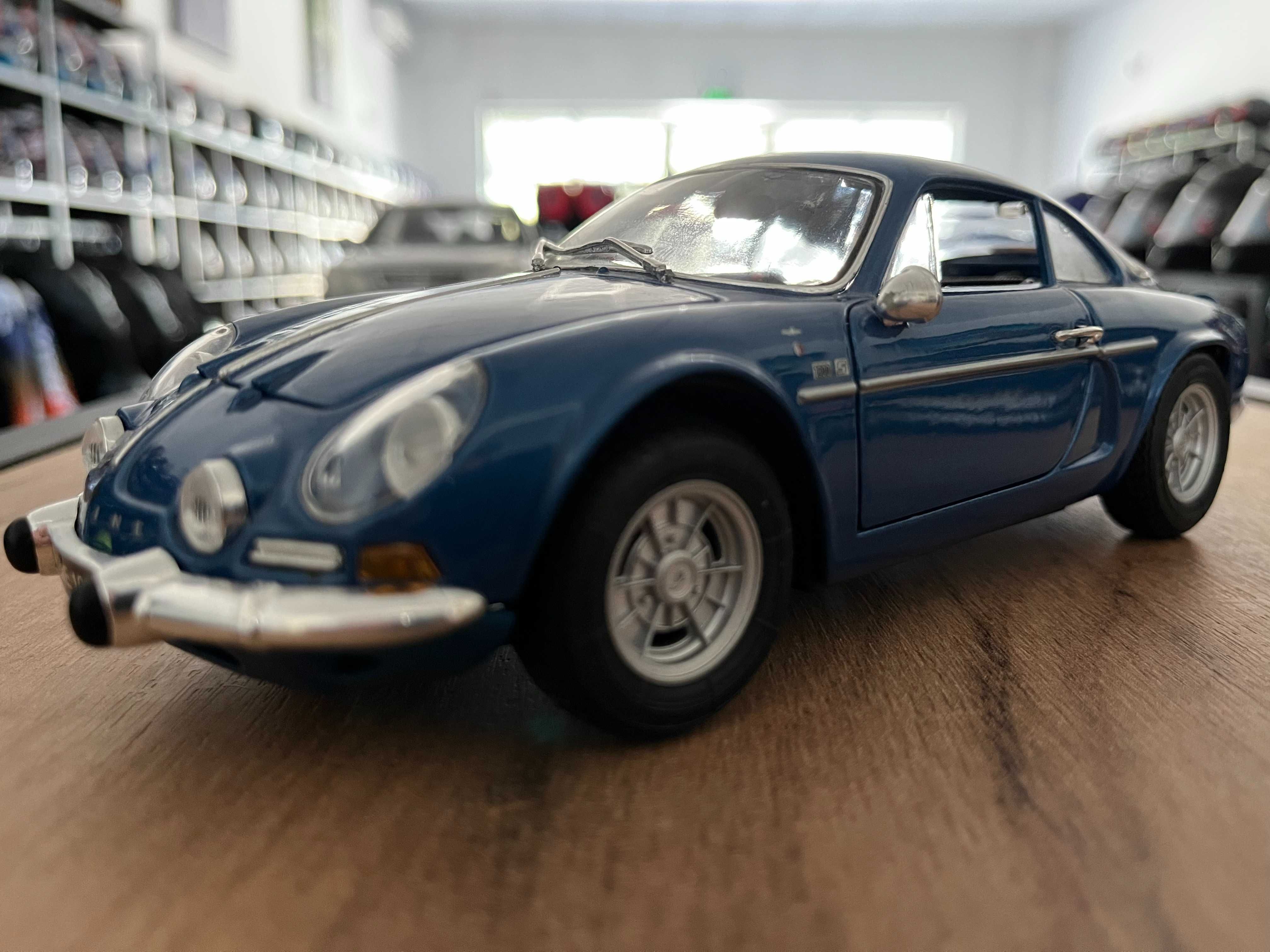 Метална колекционерска колички  MAISTO RENALUT ALPINE A110 1971 1:18