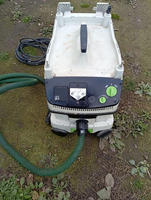 Aspirator festool de pus la girafa