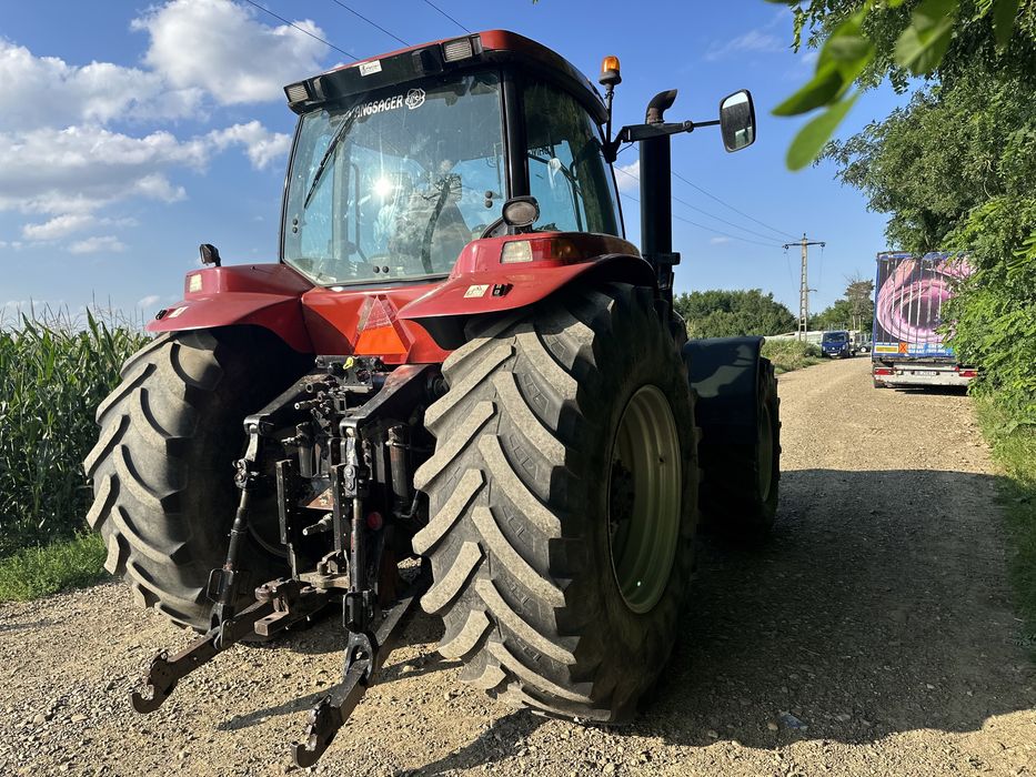 Tractor Magnum Mx285