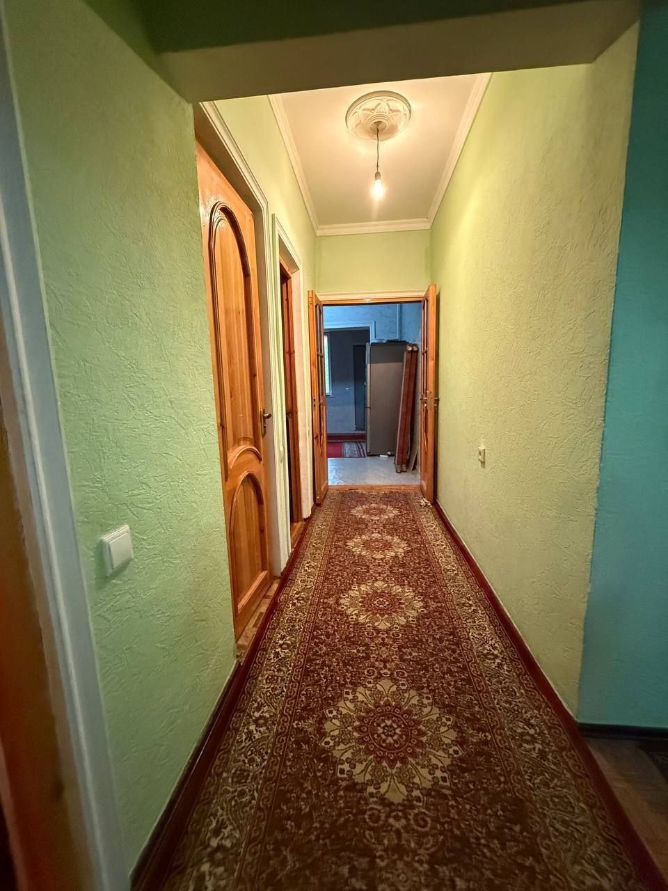 Yunusabad 19 kvartal 3 xona 1 etaj sotiladi ipoteka ga xam