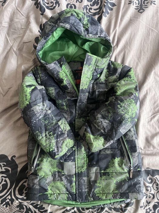 Куртка              .