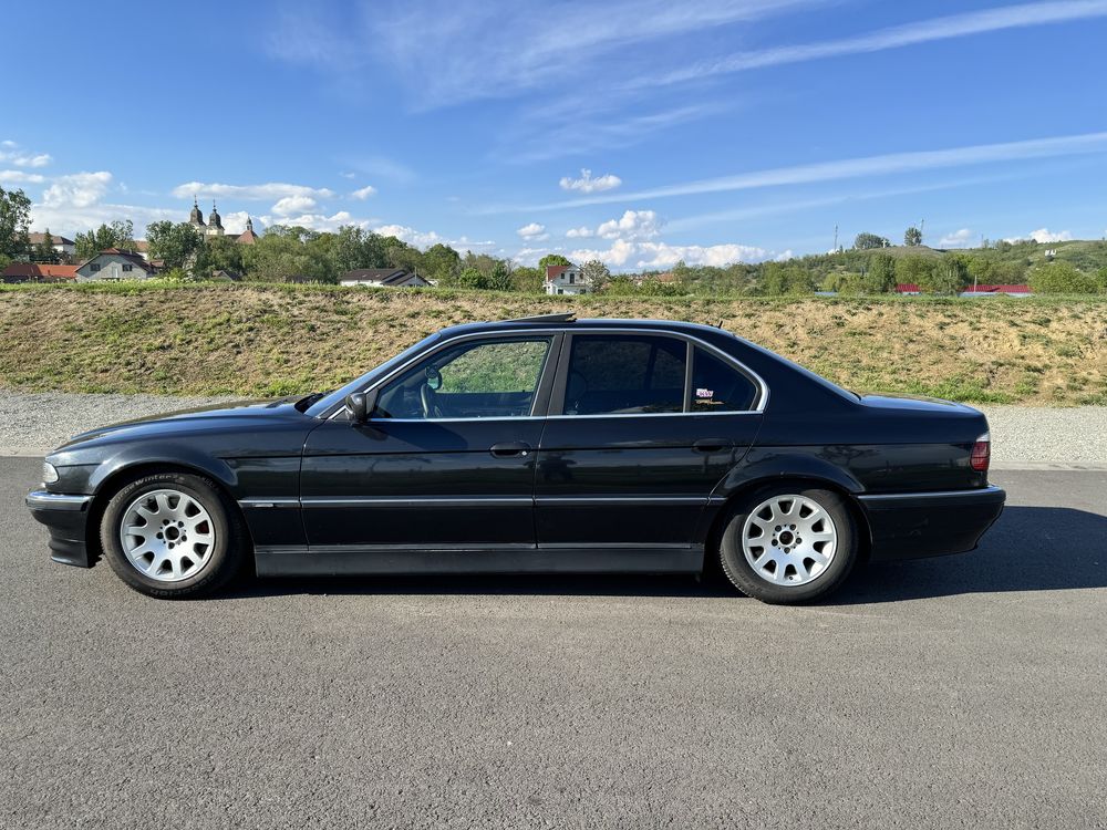 BMW E38 730d an 2001