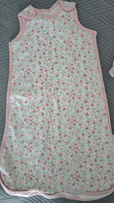 Set bebeluși cearșaf cu sac de dormit