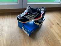 Маратонки Adidas ZX4000
