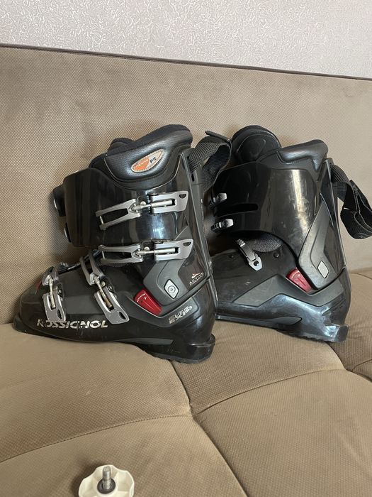 Горнолыжные ботинки 42 р (27.5)