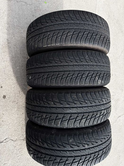 Anvelope 235/60R17 Nokian Iarna M+S