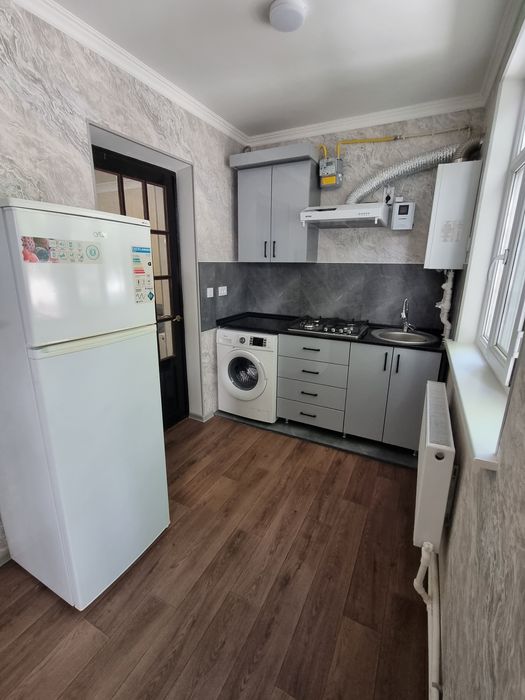 Sogdiana 29-maktab oldida 1/1/4 ijaraga beriladi