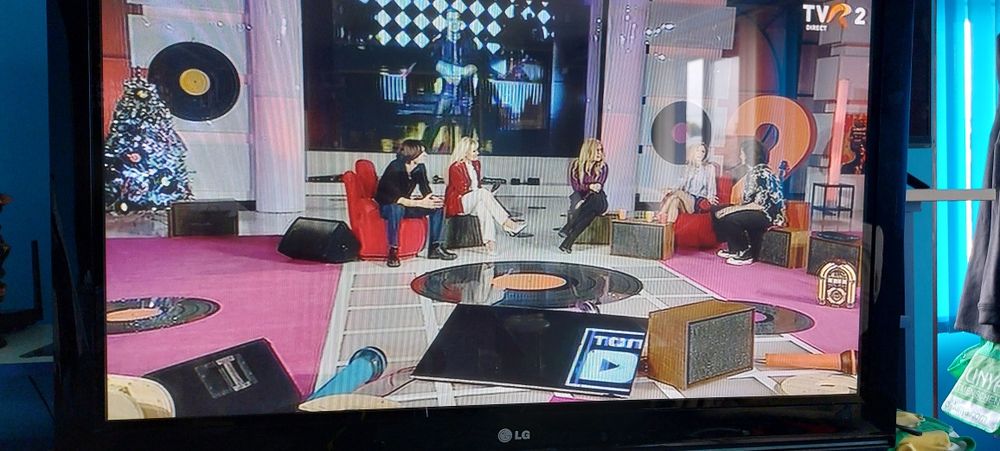 Televizor LG diagonala  107