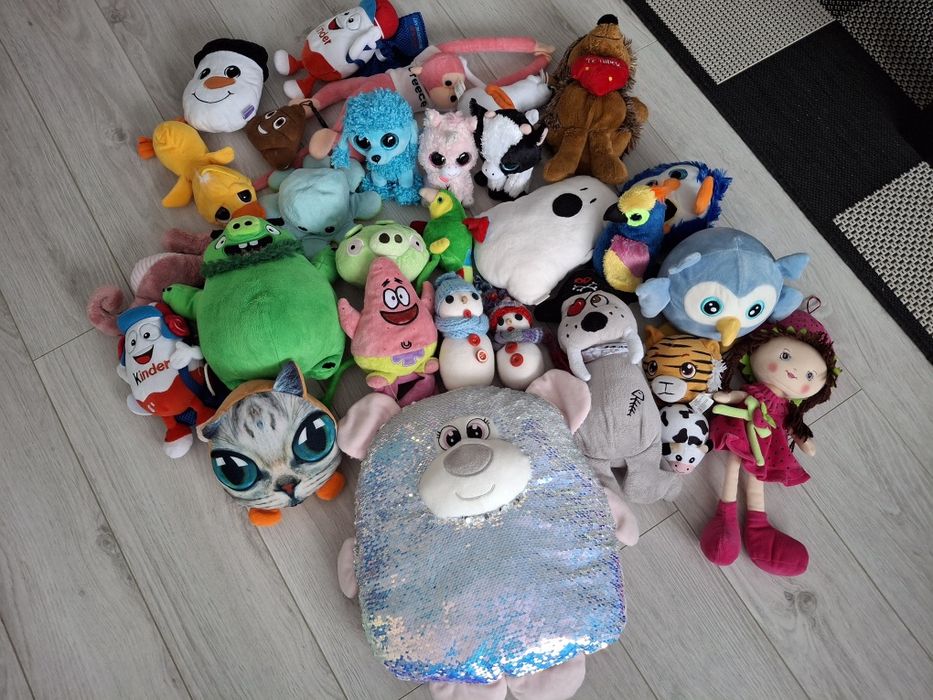 Lot plusuri diverse pentru copii