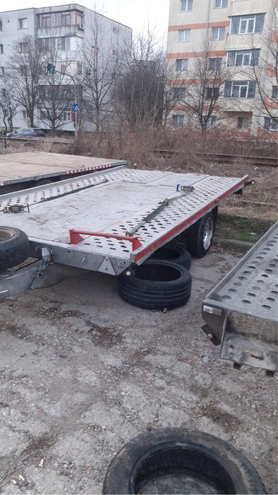 Inchirieri remorci si platforme auto .Inchiriez remorci .Tractari auto