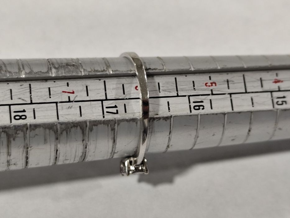 Пръстен бяло злато с Диамант