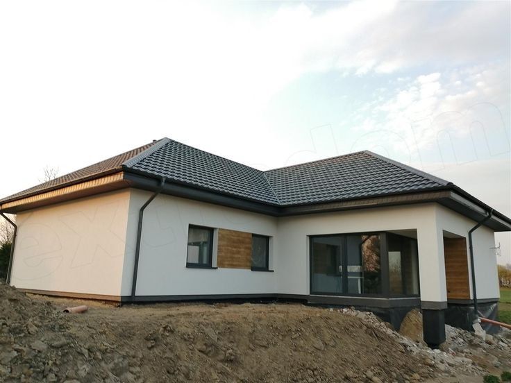 Case din lemn si pe structura metalica