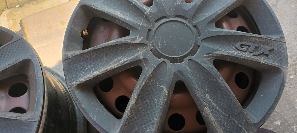 Jenti de Tabla pe 15 cu 4 prezoane pentru Opel,  Dacia Logan etc.