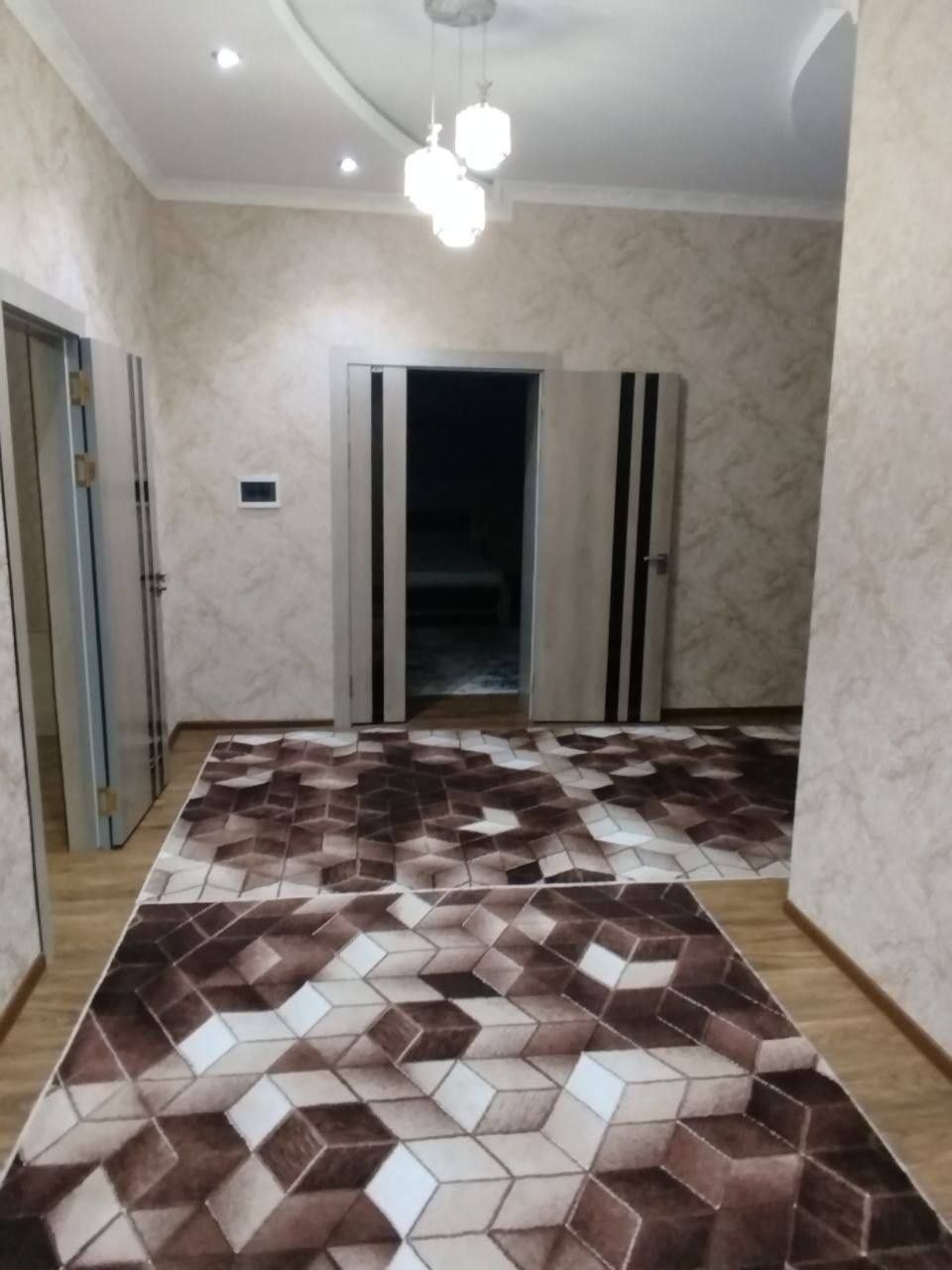 Коттедж 6сотих тезда сотилади