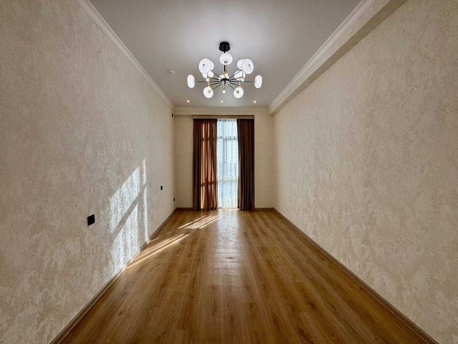 3 xonali 100m2 8-qavat.