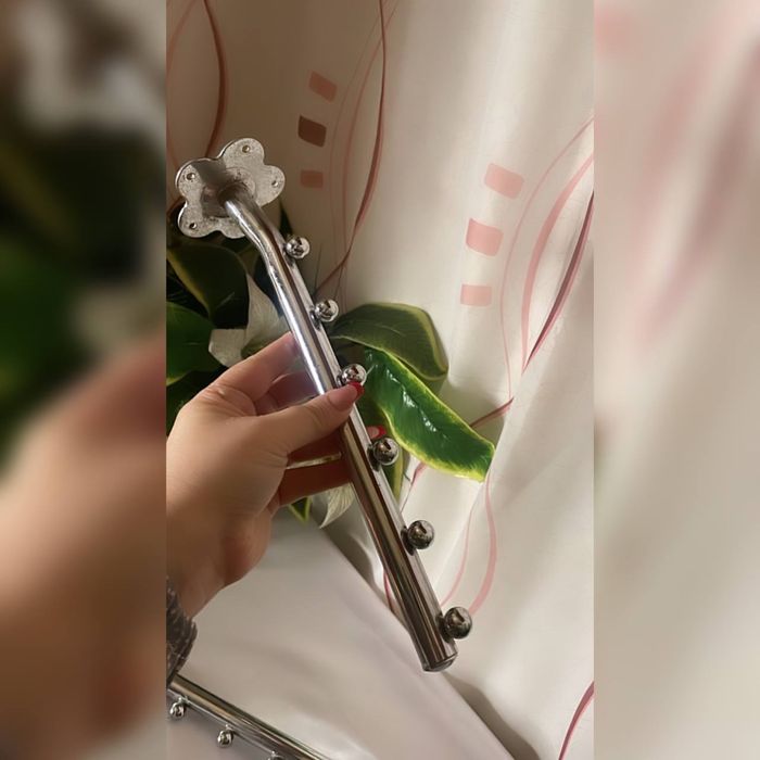 Кронштейн на решетку шариков