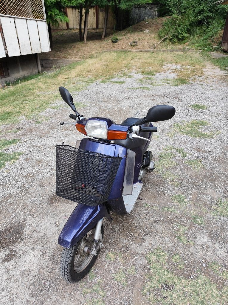 Скутер HONDA tact 50