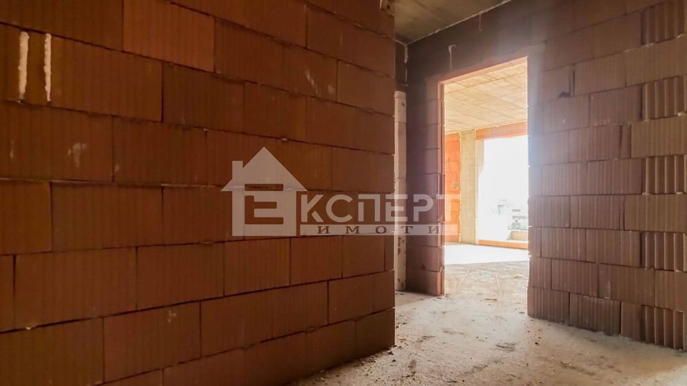 Продава се Тристаен апартамент в Пловдив, Христо Смирненски - 123 кв.м за 1402 €/кв.м - Снимка #4
