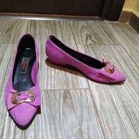 Дамски обувки естествен велур, марка Bata