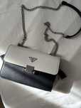 Дамска чанта Prada