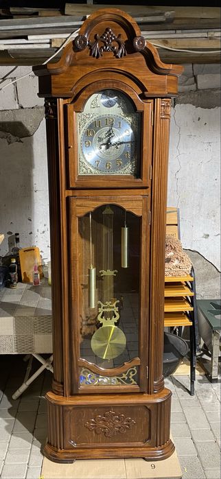 Часы напольные механические