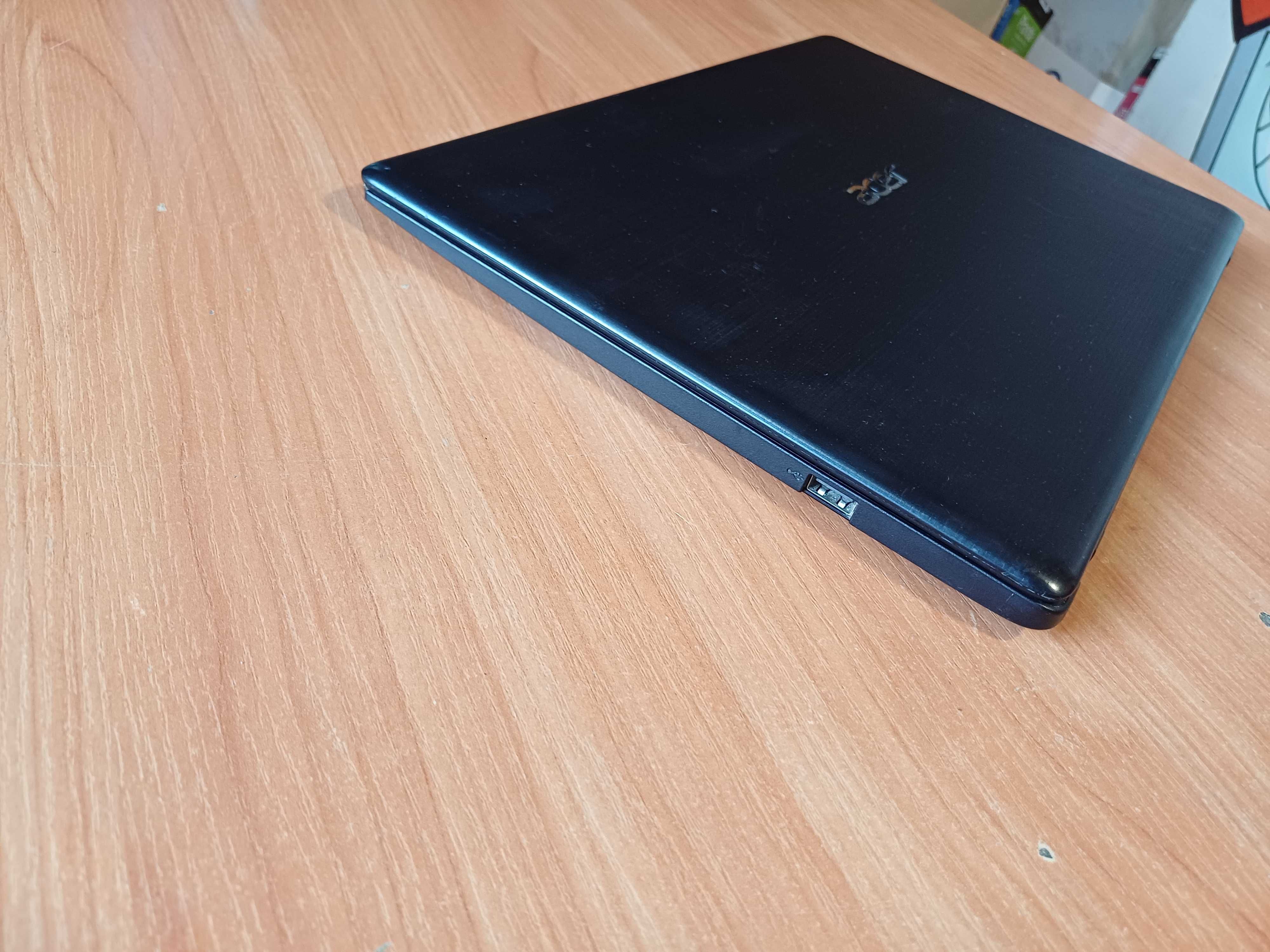 14'Acer Swift 4x2.56Ghz/4GB-RАМ/64GB SSD - батерията 10 часа