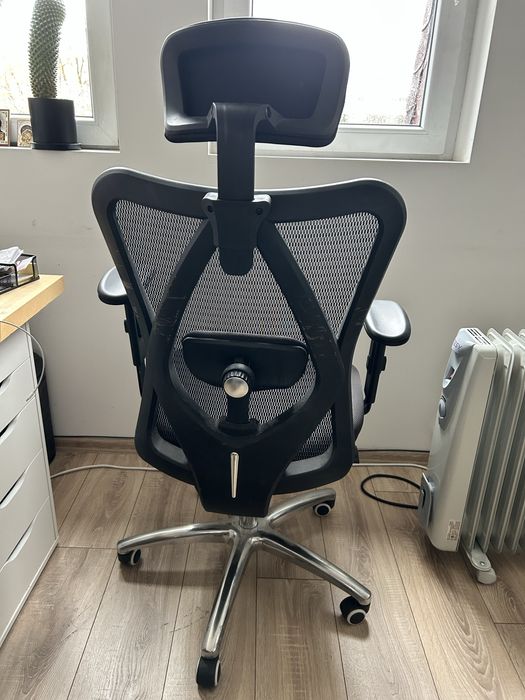 Ергономичен стол