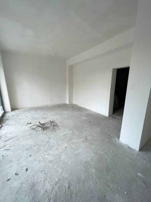 ПРОДАЁТСЯ НЕЖИЛОЕ ПОМЕЩЕНИЕ рабадский район  Ориентир: Ойбек, Жемчуг