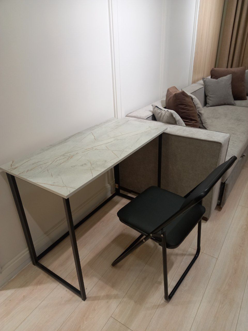 Parta yig'iladigan, loft stilida